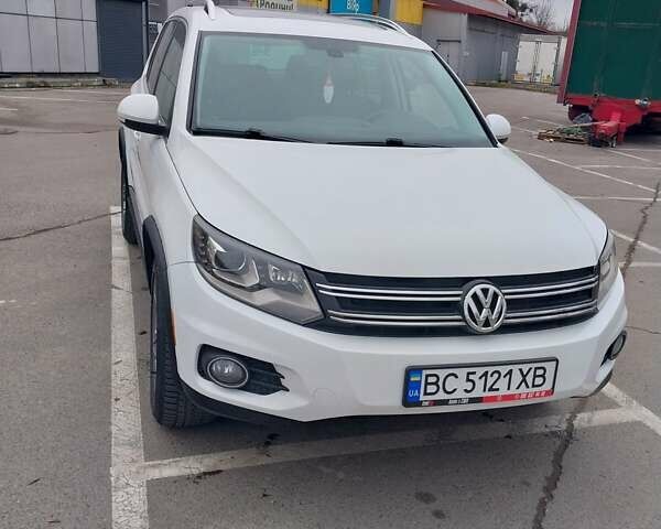 Белый Фольксваген Тигуан, объемом двигателя 1.98 л и пробегом 138 тыс. км за 12700 $, фото 1 на Automoto.ua