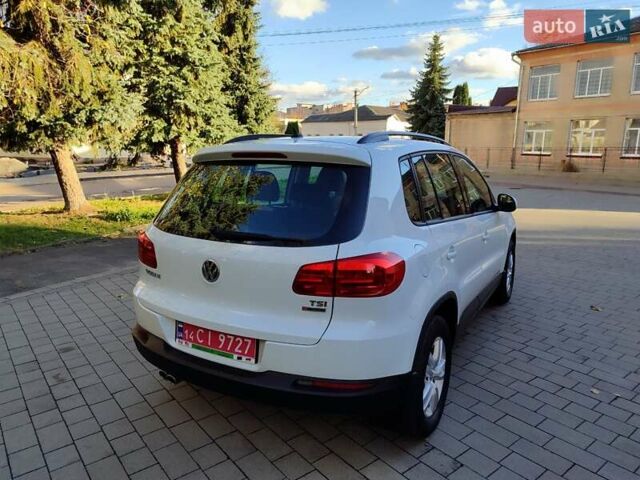 Белый Фольксваген Тигуан, объемом двигателя 2 л и пробегом 216 тыс. км за 11700 $, фото 10 на Automoto.ua