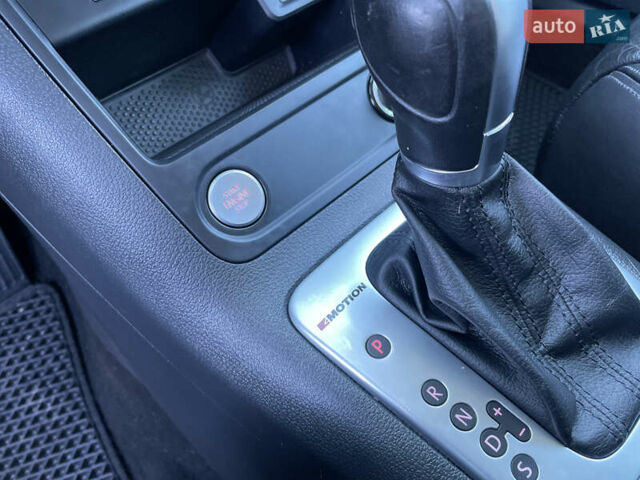 Белый Фольксваген Тигуан, объемом двигателя 2 л и пробегом 167 тыс. км за 14400 $, фото 19 на Automoto.ua