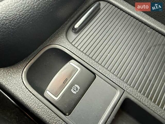 Білий Фольксваген Тігуан, об'ємом двигуна 1.98 л та пробігом 150 тис. км за 13900 $, фото 39 на Automoto.ua