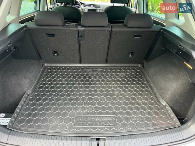 Белый Фольксваген Тигуан, объемом двигателя 2 л и пробегом 248 тыс. км за 22200 $, фото 35 на Automoto.ua