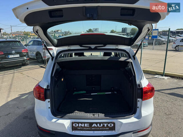 Белый Фольксваген Тигуан, объемом двигателя 1.98 л и пробегом 105 тыс. км за 14490 $, фото 32 на Automoto.ua