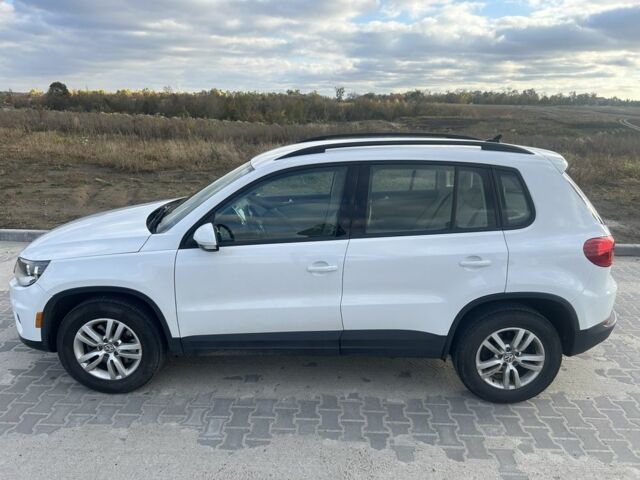 Белый Фольксваген Тигуан, объемом двигателя 2 л и пробегом 170 тыс. км за 12500 $, фото 4 на Automoto.ua