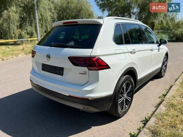 Білий Фольксваген Тігуан, об'ємом двигуна 2 л та пробігом 270 тис. км за 23000 $, фото 13 на Automoto.ua