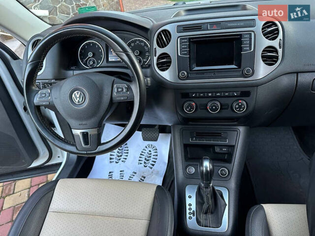 Белый Фольксваген Тигуан, объемом двигателя 2 л и пробегом 208 тыс. км за 13700 $, фото 10 на Automoto.ua