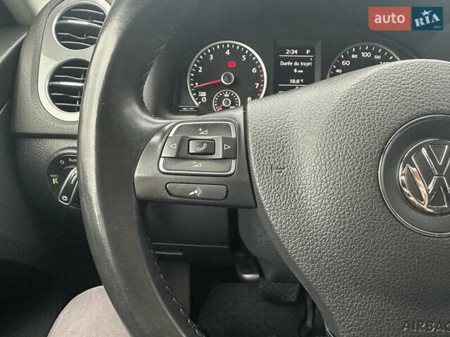 Білий Фольксваген Тігуан, об'ємом двигуна 2 л та пробігом 191 тис. км за 13500 $, фото 42 на Automoto.ua