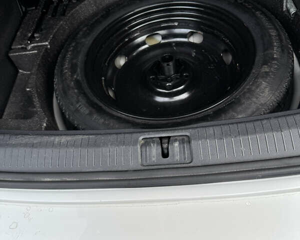 Білий Фольксваген Тігуан, об'ємом двигуна 1.98 л та пробігом 125 тис. км за 21300 $, фото 8 на Automoto.ua