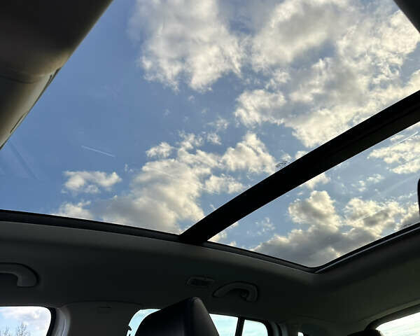 Білий Фольксваген Тігуан, об'ємом двигуна 1.98 л та пробігом 140 тис. км за 14000 $, фото 14 на Automoto.ua