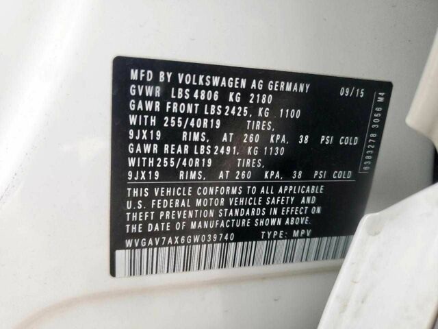 Білий Фольксваген Тігуан, об'ємом двигуна 0 л та пробігом 61 тис. км за 2000 $, фото 12 на Automoto.ua