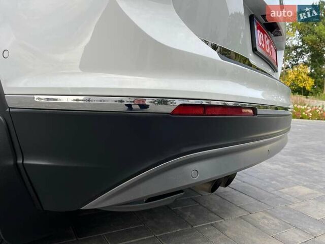 Белый Фольксваген Тигуан, объемом двигателя 2 л и пробегом 248 тыс. км за 22200 $, фото 20 на Automoto.ua