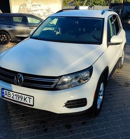 Белый Фольксваген Тигуан, объемом двигателя 1.98 л и пробегом 268 тыс. км за 13300 $, фото 3 на Automoto.ua