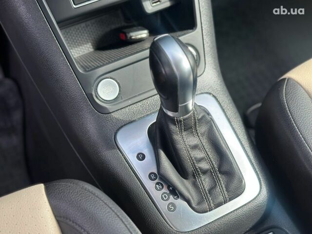 Белый Фольксваген Тигуан, объемом двигателя 2 л и пробегом 152 тыс. км за 15290 $, фото 21 на Automoto.ua