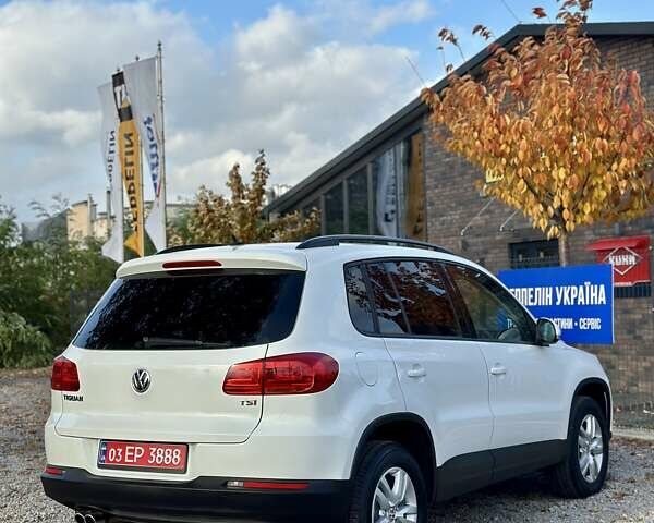 Белый Фольксваген Тигуан, объемом двигателя 2 л и пробегом 144 тыс. км за 14550 $, фото 16 на Automoto.ua