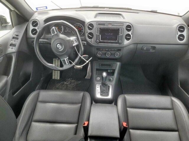 Білий Фольксваген Тігуан, об'ємом двигуна 0 л та пробігом 61 тис. км за 2000 $, фото 6 на Automoto.ua