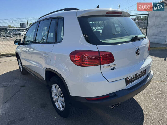 Белый Фольксваген Тигуан, объемом двигателя 1.98 л и пробегом 105 тыс. км за 14490 $, фото 7 на Automoto.ua
