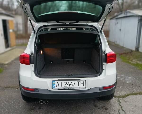 Белый Фольксваген Тигуан, объемом двигателя 1.98 л и пробегом 121 тыс. км за 14999 $, фото 1 на Automoto.ua