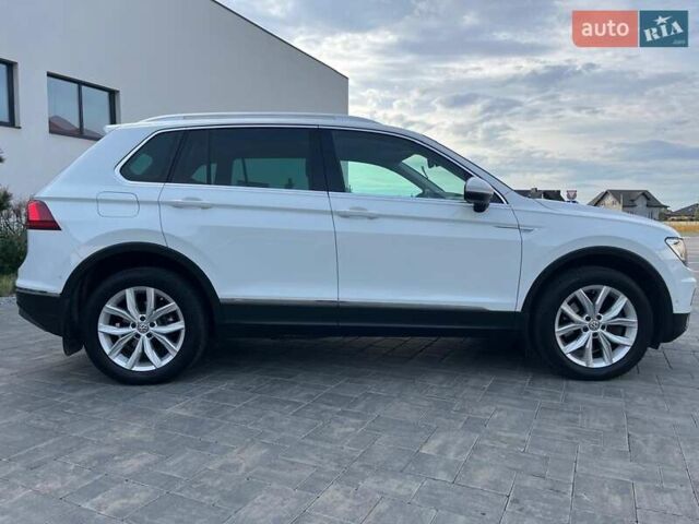 Белый Фольксваген Тигуан, объемом двигателя 2 л и пробегом 248 тыс. км за 22200 $, фото 11 на Automoto.ua