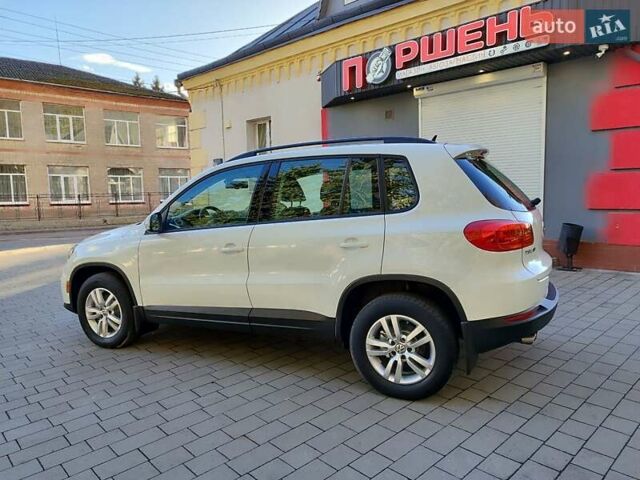 Белый Фольксваген Тигуан, объемом двигателя 2 л и пробегом 216 тыс. км за 11700 $, фото 28 на Automoto.ua