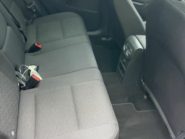 Білий Фольксваген Тігуан, об'ємом двигуна 2 л та пробігом 140 тис. км за 12200 $, фото 4 на Automoto.ua