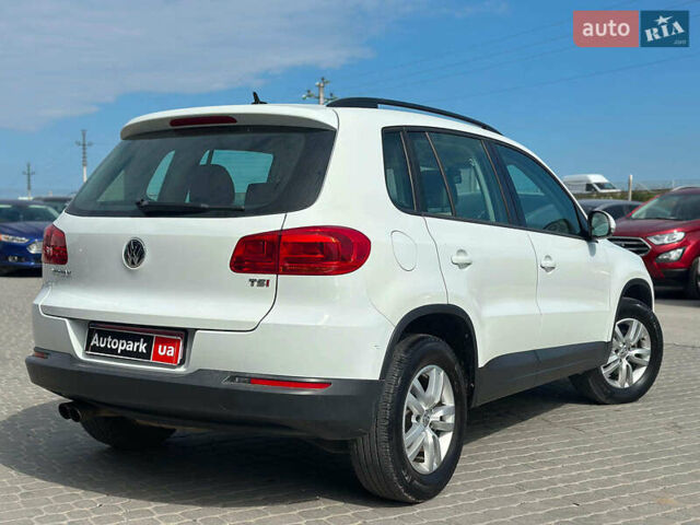 Білий Фольксваген Тігуан, об'ємом двигуна 2 л та пробігом 152 тис. км за 12300 $, фото 7 на Automoto.ua