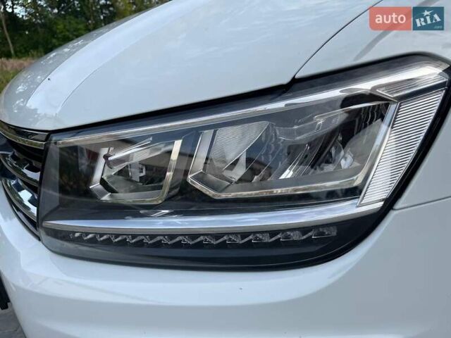 Белый Фольксваген Тигуан, объемом двигателя 2 л и пробегом 248 тыс. км за 22200 $, фото 25 на Automoto.ua