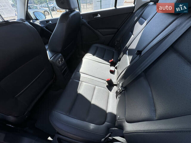 Белый Фольксваген Тигуан, объемом двигателя 1.98 л и пробегом 105 тыс. км за 14490 $, фото 27 на Automoto.ua