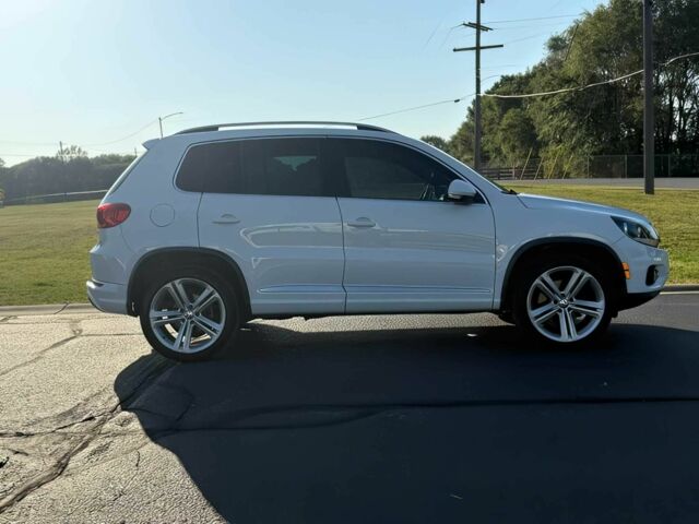 Белый Фольксваген Тигуан, объемом двигателя 2 л и пробегом 72 тыс. км за 5000 $, фото 11 на Automoto.ua