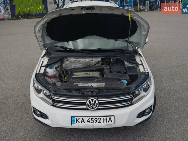 Білий Фольксваген Тігуан, об'ємом двигуна 1.98 л та пробігом 105 тис. км за 12800 $, фото 16 на Automoto.ua