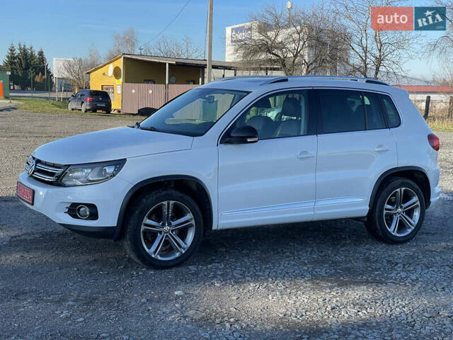 Белый Фольксваген Тигуан, объемом двигателя 2 л и пробегом 167 тыс. км за 14400 $, фото 2 на Automoto.ua