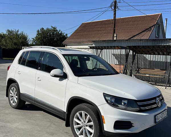 Белый Фольксваген Тигуан, объемом двигателя 1.98 л и пробегом 174 тыс. км за 13500 $, фото 3 на Automoto.ua