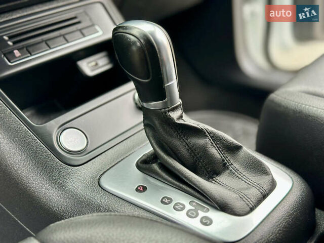 Белый Фольксваген Тигуан, объемом двигателя 2 л и пробегом 228 тыс. км за 12999 $, фото 23 на Automoto.ua