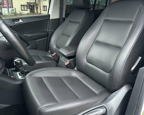 Білий Фольксваген Тігуан, об'ємом двигуна 1.98 л та пробігом 107 тис. км за 13199 $, фото 12 на Automoto.ua