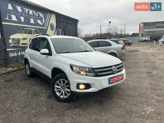 Білий Фольксваген Тігуан, об'ємом двигуна 2 л та пробігом 191 тис. км за 13500 $, фото 2 на Automoto.ua