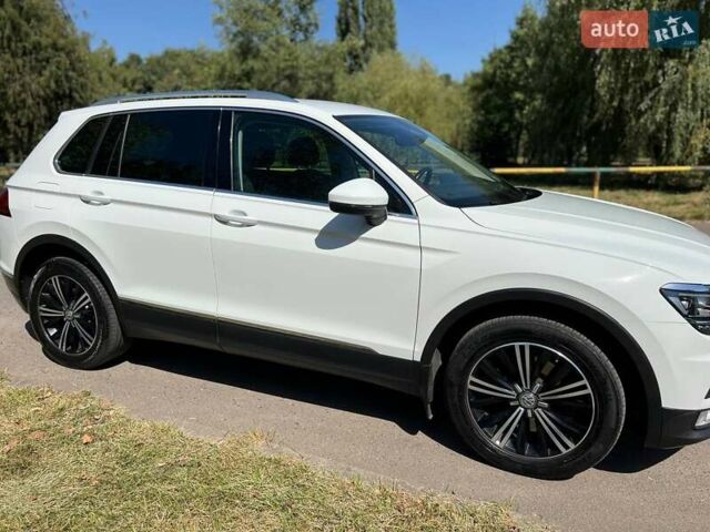Білий Фольксваген Тігуан, об'ємом двигуна 2 л та пробігом 270 тис. км за 23000 $, фото 17 на Automoto.ua