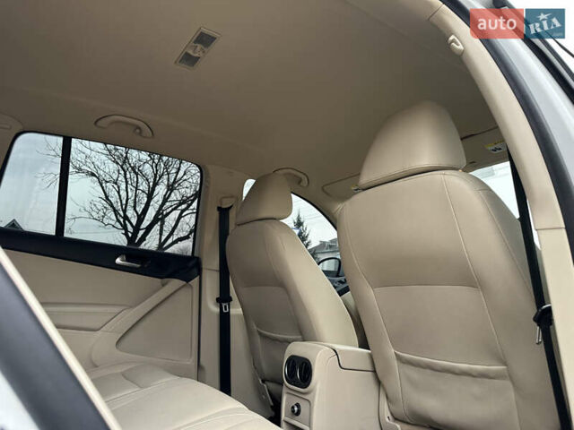 Білий Фольксваген Тігуан, об'ємом двигуна 1.98 л та пробігом 137 тис. км за 13999 $, фото 52 на Automoto.ua