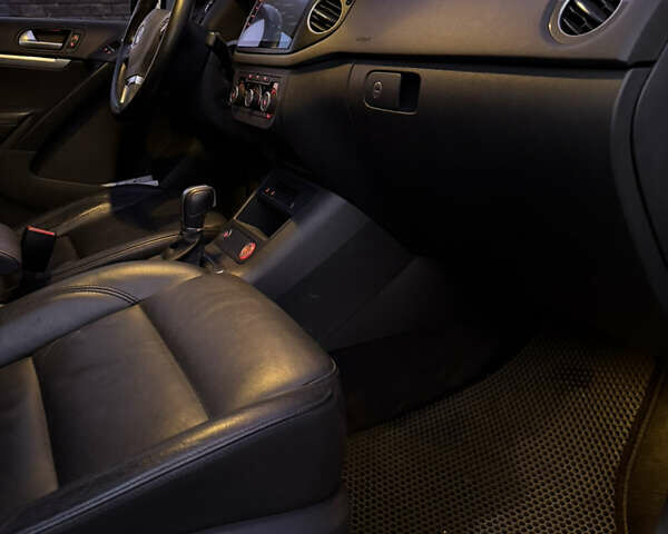 Білий Фольксваген Тігуан, об'ємом двигуна 1.97 л та пробігом 116 тис. км за 15600 $, фото 32 на Automoto.ua