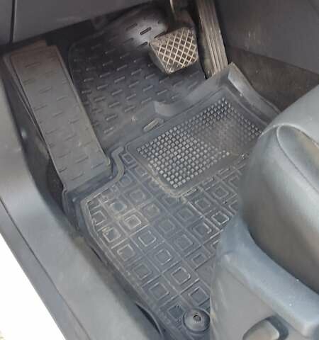 Белый Фольксваген Тигуан, объемом двигателя 1.98 л и пробегом 268 тыс. км за 13300 $, фото 26 на Automoto.ua