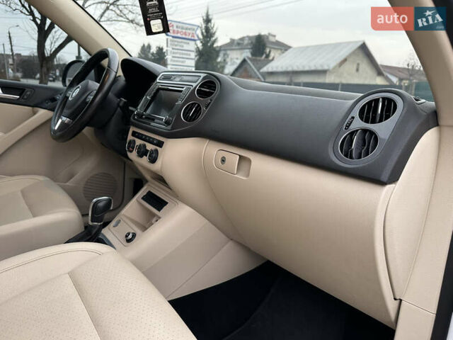 Білий Фольксваген Тігуан, об'ємом двигуна 1.98 л та пробігом 137 тис. км за 13999 $, фото 21 на Automoto.ua