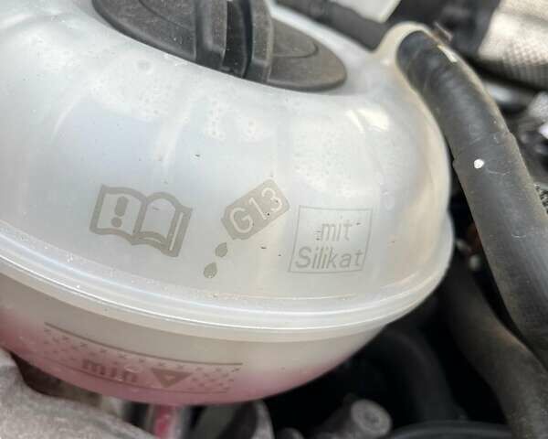 Білий Фольксваген Тігуан, об'ємом двигуна 2 л та пробігом 248 тис. км за 21500 $, фото 31 на Automoto.ua