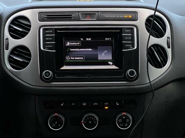 Белый Фольксваген Тигуан, объемом двигателя 2 л и пробегом 150 тыс. км за 14900 $, фото 16 на Automoto.ua