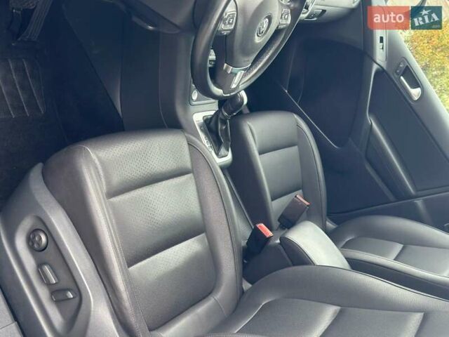 Білий Фольксваген Тігуан, об'ємом двигуна 2 л та пробігом 213 тис. км за 14750 $, фото 12 на Automoto.ua