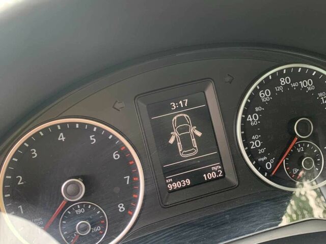 Білий Фольксваген Тігуан, об'ємом двигуна 2 л та пробігом 103 тис. км за 16500 $, фото 3 на Automoto.ua