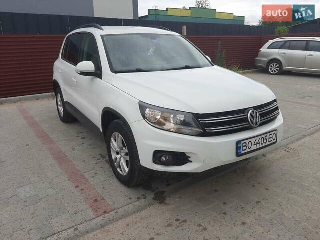 Белый Фольксваген Тигуан, объемом двигателя 1.98 л и пробегом 153 тыс. км за 14600 $, фото 2 на Automoto.ua