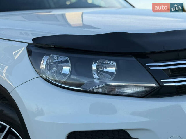 Белый Фольксваген Тигуан, объемом двигателя 1.98 л и пробегом 118 тыс. км за 11750 $, фото 6 на Automoto.ua