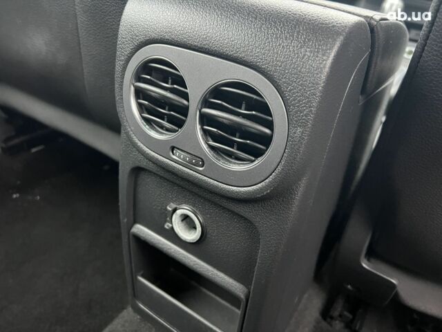 Белый Фольксваген Тигуан, объемом двигателя 0 л и пробегом 132 тыс. км за 12999 $, фото 13 на Automoto.ua