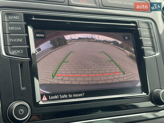 Білий Фольксваген Тігуан, об'ємом двигуна 2 л та пробігом 213 тис. км за 14750 $, фото 27 на Automoto.ua