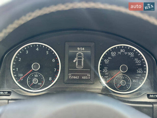 Білий Фольксваген Тігуан, об'ємом двигуна 2 л та пробігом 152 тис. км за 12300 $, фото 19 на Automoto.ua