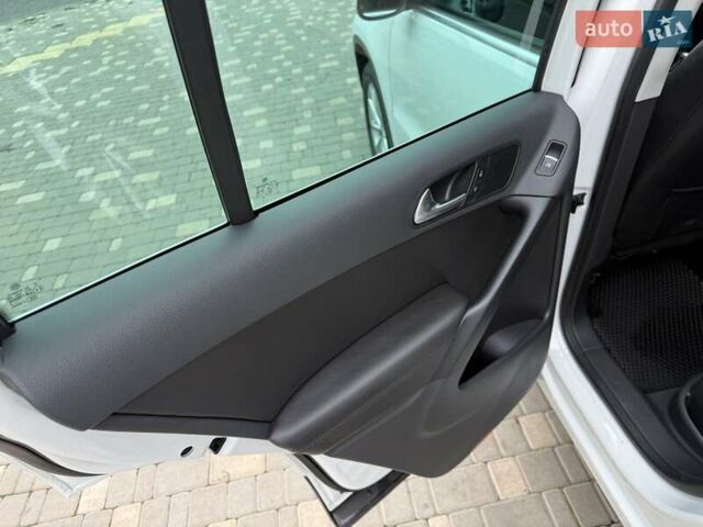 Білий Фольксваген Тігуан, об'ємом двигуна 1.98 л та пробігом 150 тис. км за 13900 $, фото 63 на Automoto.ua