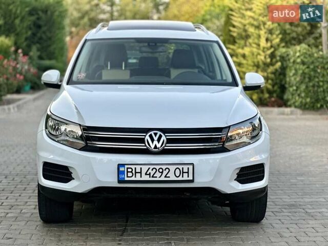 Білий Фольксваген Тігуан, об'ємом двигуна 1.98 л та пробігом 150 тис. км за 13999 $, фото 3 на Automoto.ua