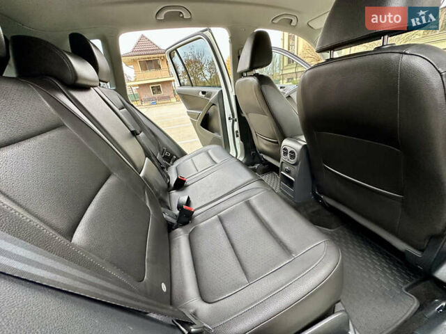 Белый Фольксваген Тигуан, объемом двигателя 2 л и пробегом 228 тыс. км за 12999 $, фото 29 на Automoto.ua